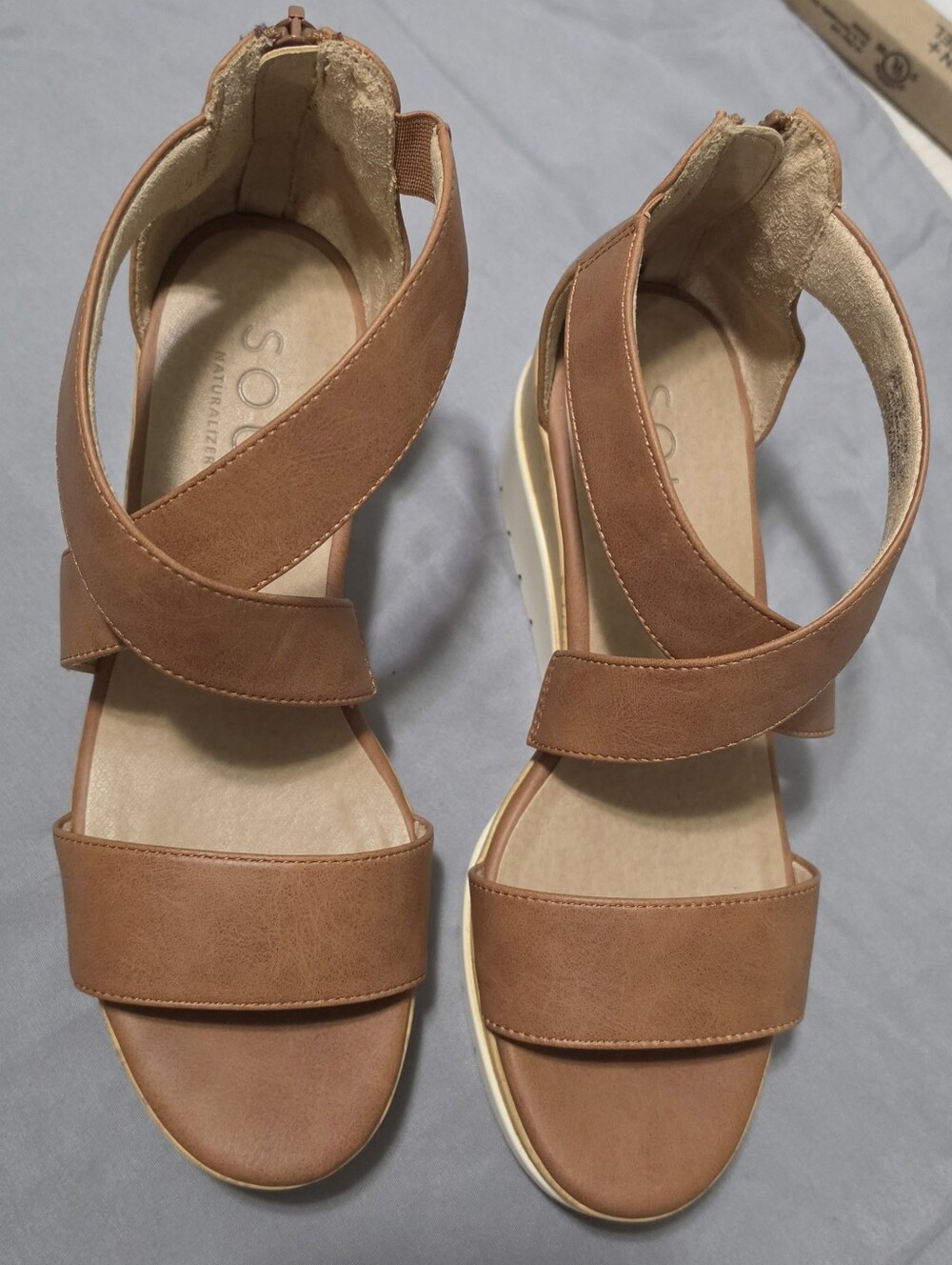 Soul Naturalizer Women's Goodtimes Crisscross Wedge Sandal Brown, Size 9M